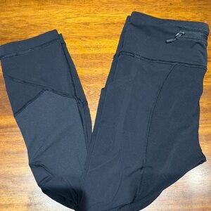 Lululemon Black Leggings with Pockets size 4